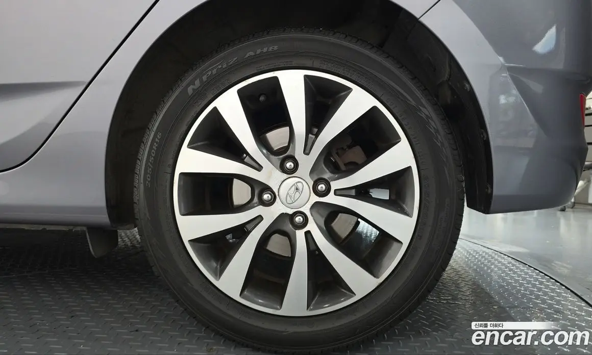 Hyundai Accent 2014 1.6 АКПП, фото 7