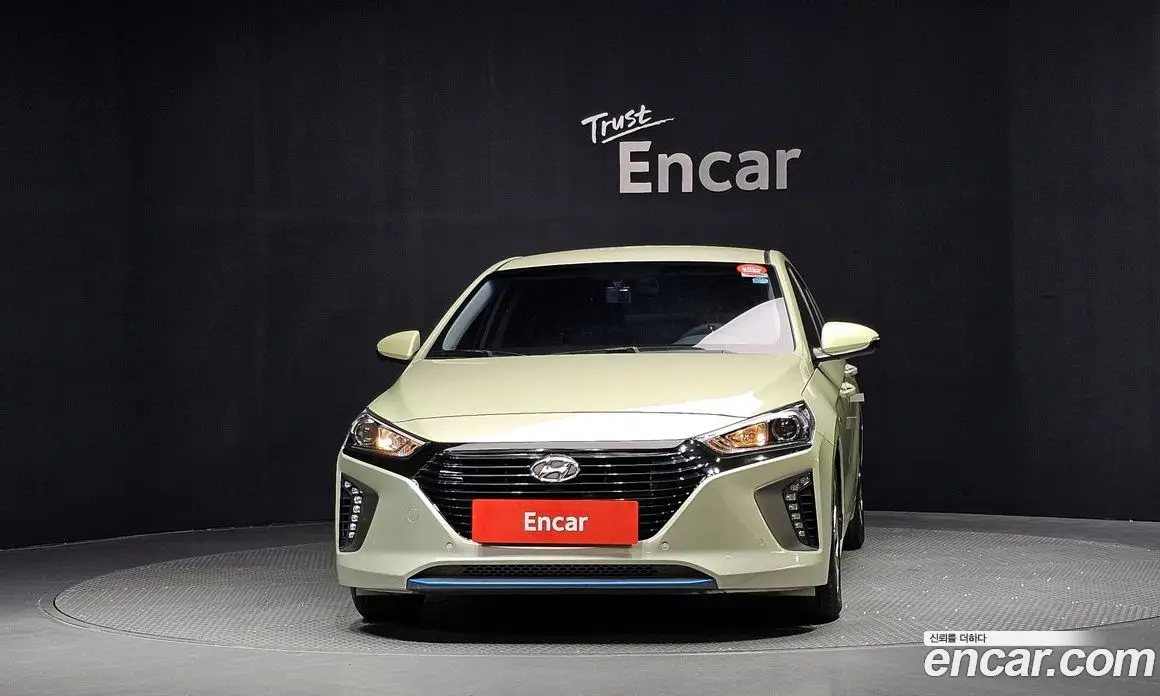 Hyundai Ioniq 2016 1.6 АКПП, фото 3