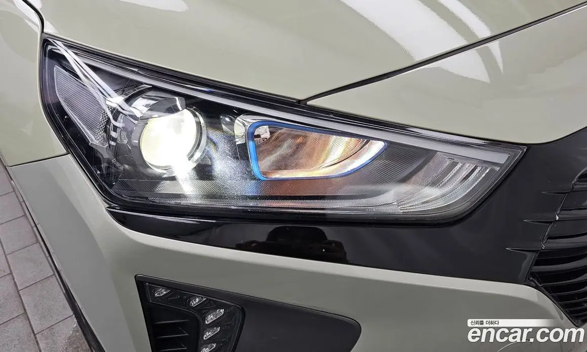 Hyundai Ioniq 2016 1.6 АКПП, фото 8