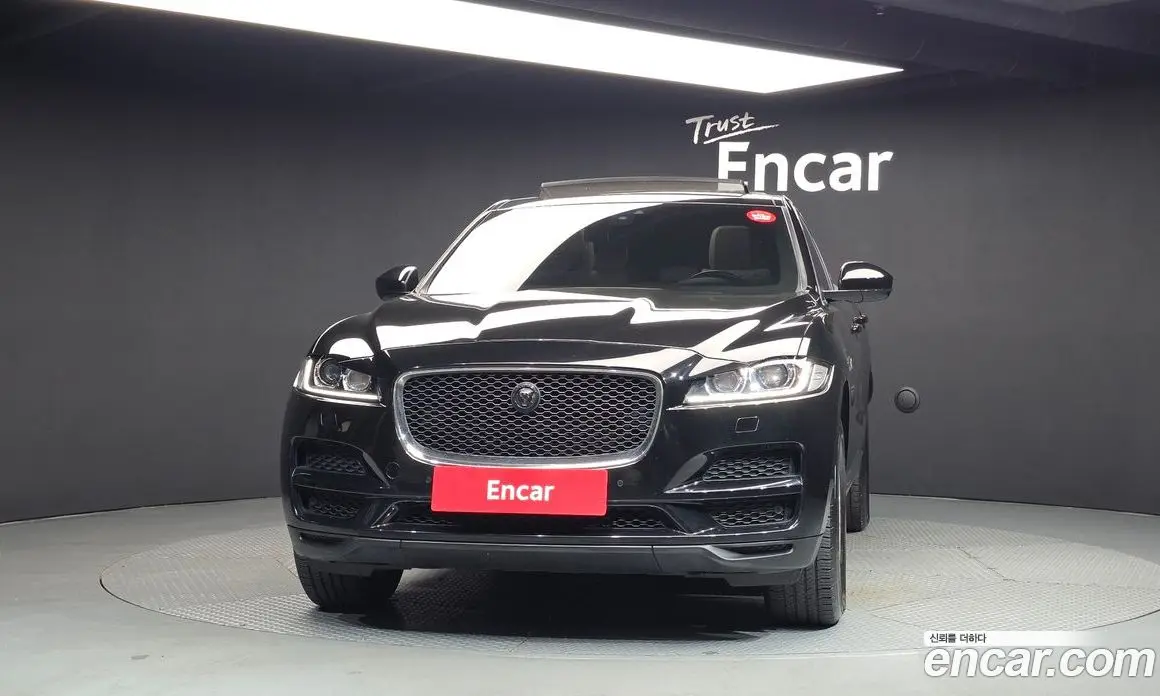 Jaguar F-Pace 2018 2.0 АКПП, фото 3 Jaguar F-Pace 2018 2.0 АКПП, фото 3