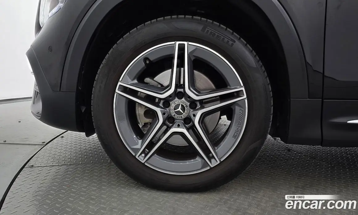 Mercedes-Benz GLB-Class 2022 2.0 АКПП, фото 4