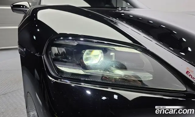Porsche Taycan 2026 0.1 АКПП, миниатюра 8