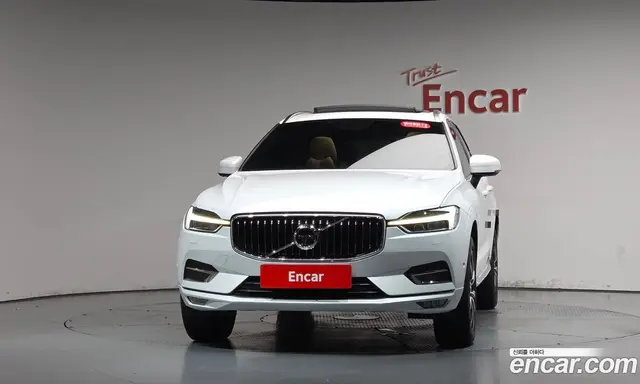 Volvo XC60 2020 2.0 АКПП, миниатюра 2 Volvo XC60 2020 2.0 АКПП, миниатюра 2