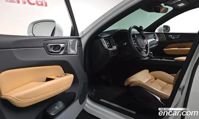 Volvo XC60 2020 2.0 АКПП, миниатюра 12