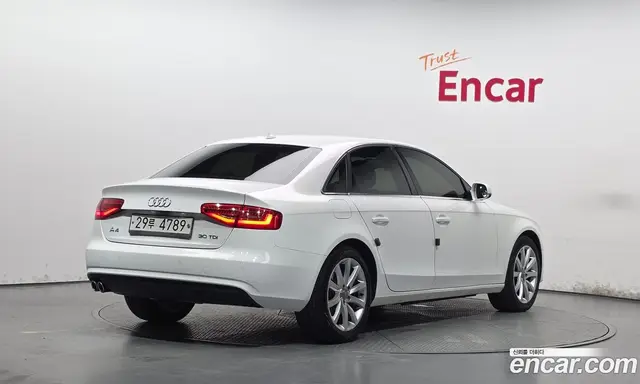 Audi A4 2015 2.0 АКПП, миниатюра 2