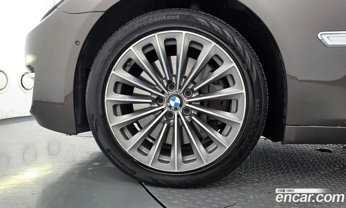 BMW 7 серия 2015 3.0 АКПП, фото 5 BMW 7 серия 2015 3.0 АКПП, фото 5