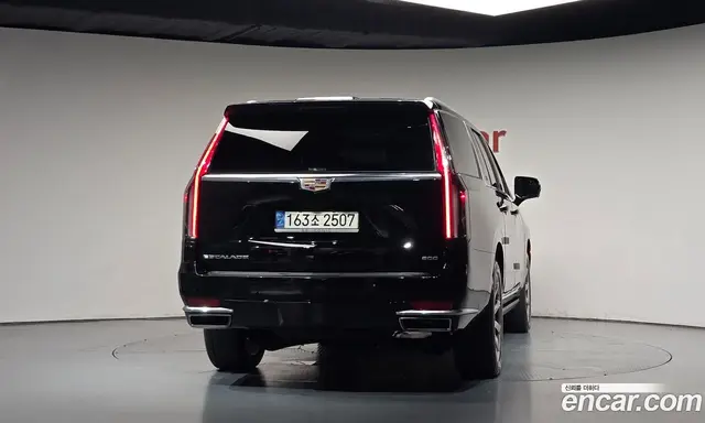 Cadillac Escalade 2022 6.2 АКПП, миниатюра 3