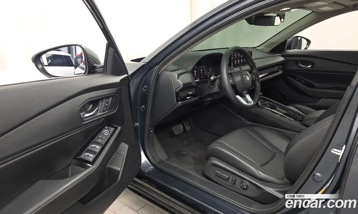 Honda Accord 2023 2.0 АКПП, фото 13