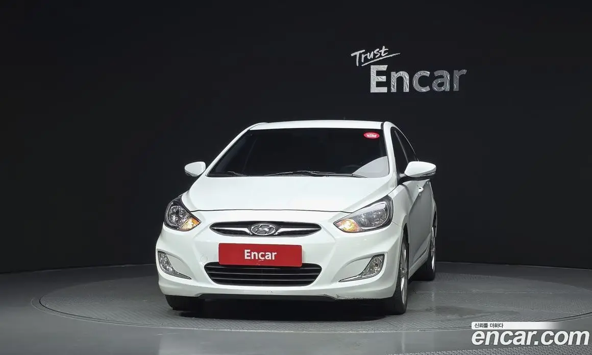 Hyundai Accent 2012 1.6 АКПП, фото 3