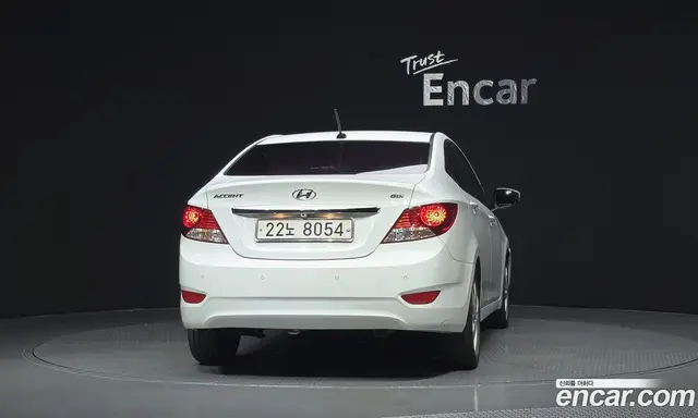 Hyundai Accent 2012 1.6 АКПП, миниатюра 4