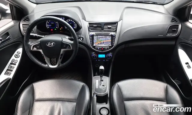 Hyundai Accent 2012 1.6 АКПП, миниатюра 7