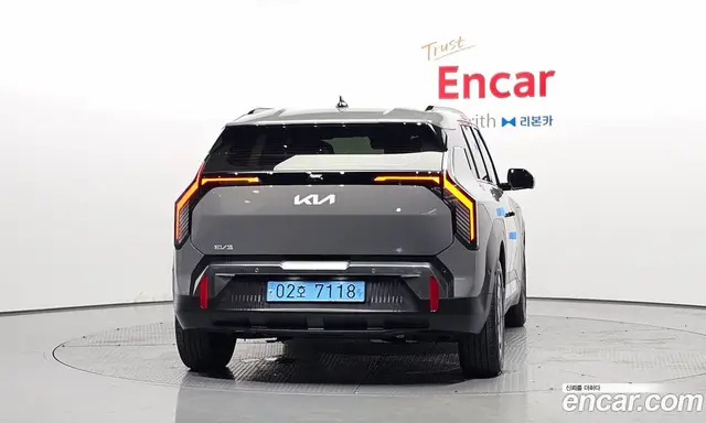 Kia EV3 2024 0.2 АКПП, миниатюра 3