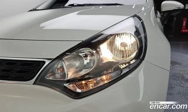 Kia Pride 2013 1.4 АКПП, миниатюра 7