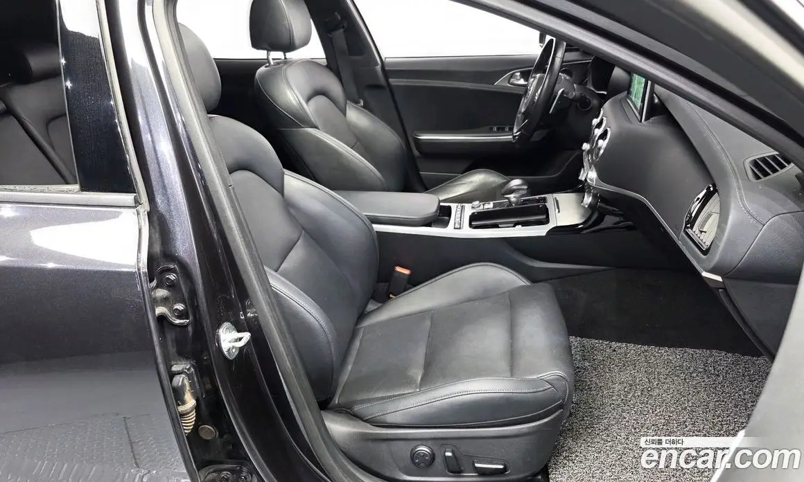 Kia Stinger 2018 2.2 АКПП, фото 17