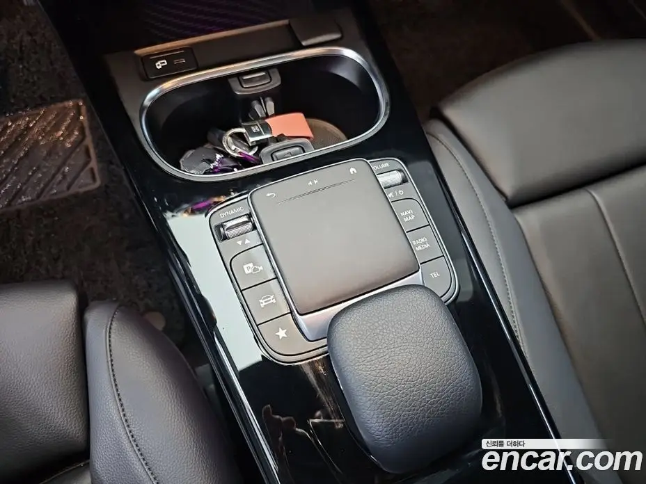 Mercedes-Benz A-Class 2021 2.0 АКПП, фото 15