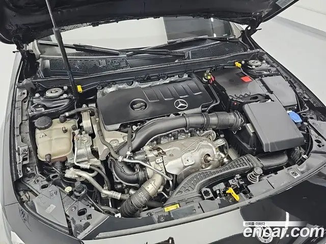 Mercedes-Benz A-Class 2021 2.0 АКПП, миниатюра 5