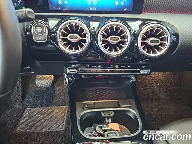 Mercedes-Benz A-Class 2021 2.0 АКПП, миниатюра 10
