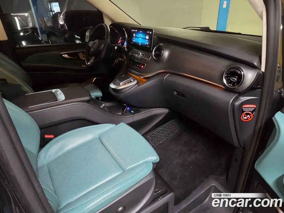 Mercedes-Benz V-Class 2022 1.9 АКПП, фото 11