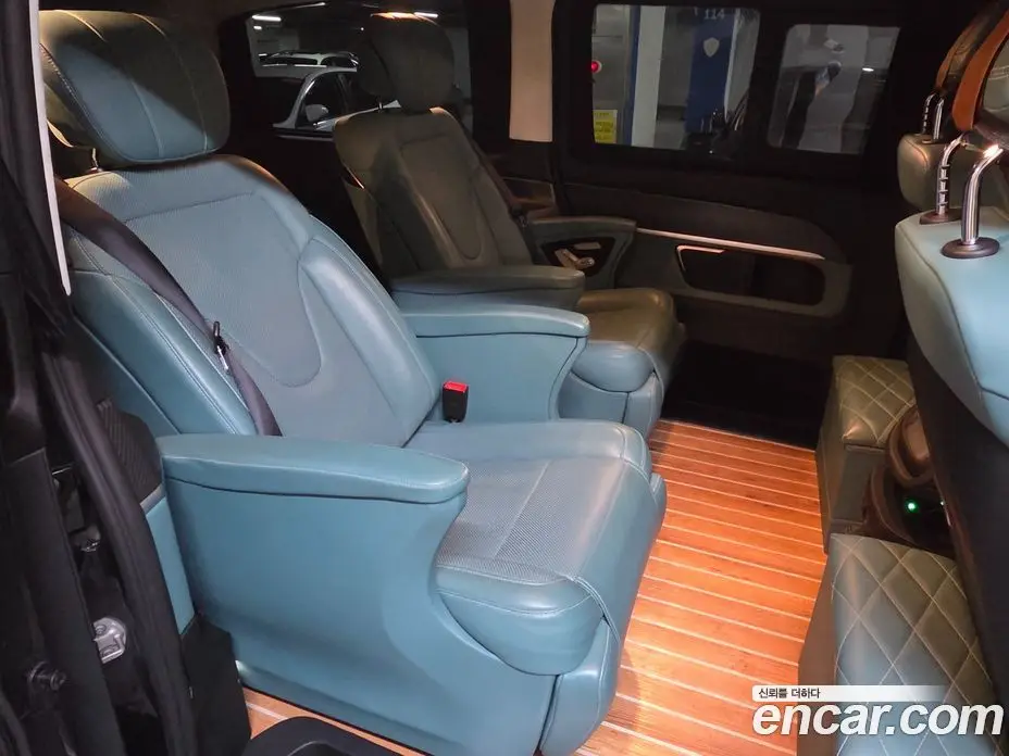 Mercedes-Benz V-Class 2022 1.9 АКПП, фото 10