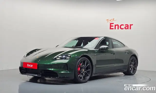 Porsche Taycan, 2025, 10 940 км