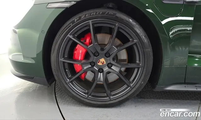 Porsche Taycan 2025 0.1 АКПП, миниатюра 5