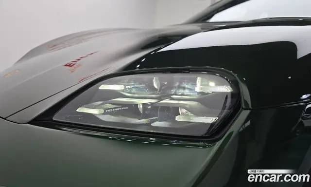 Porsche Taycan 2025 0.1 АКПП, миниатюра 8