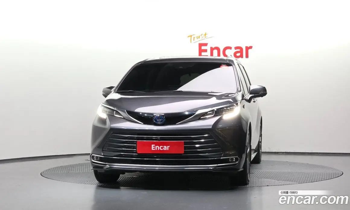 Toyota Sienna 2025 2.5 АКПП, фото 3