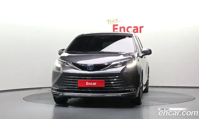 Toyota Sienna 2025 2.5 АКПП, миниатюра 3