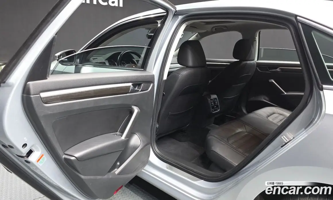 Volkswagen Passat 2018 2.0 АКПП, фото 16
