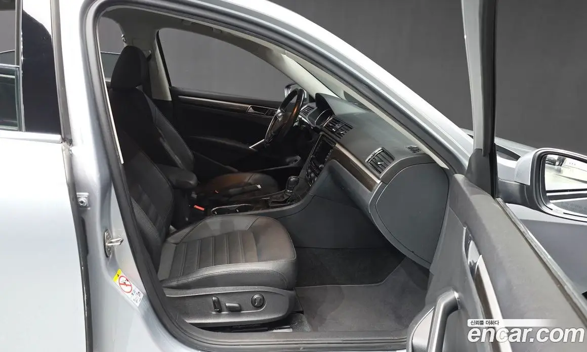 Volkswagen Passat 2018 2.0 АКПП, фото 17