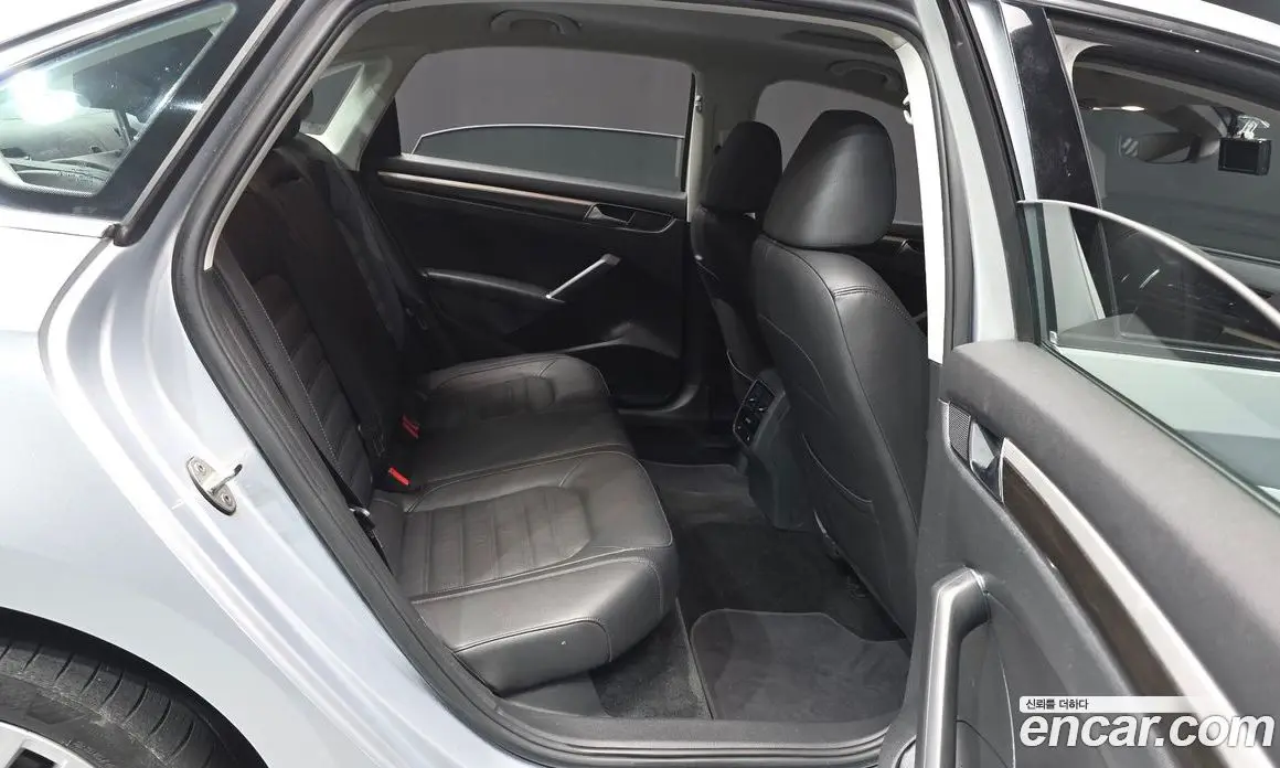 Volkswagen Passat 2018 2.0 АКПП, фото 18
