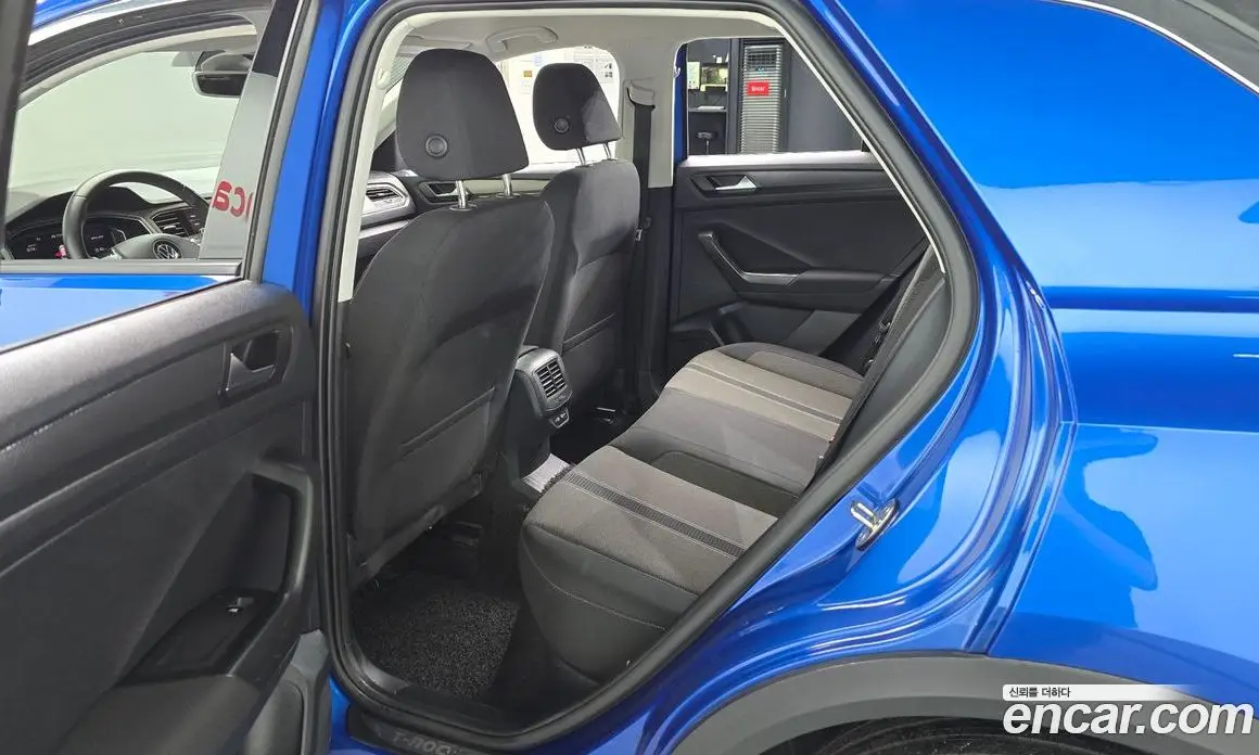 Volkswagen T-Roc 2021 2.0 АКПП, фото 17 Volkswagen T-Roc 2021 2.0 АКПП, фото 17