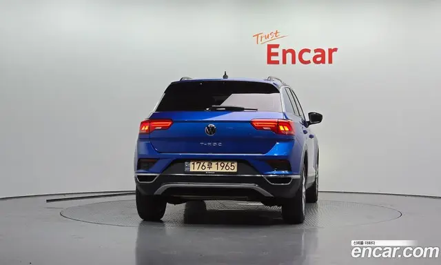 Volkswagen T-Roc 2021 2.0 АКПП, миниатюра 4 Volkswagen T-Roc 2021 2.0 АКПП, миниатюра 4