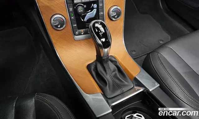 Volvo V60 2017 2.0 АКПП, миниатюра 11