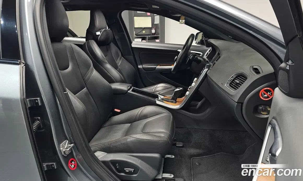Volvo V60 2017 2.0 АКПП, фото 15