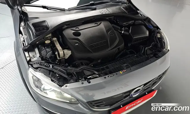 Volvo V60 2017 2.0 АКПП, миниатюра 5