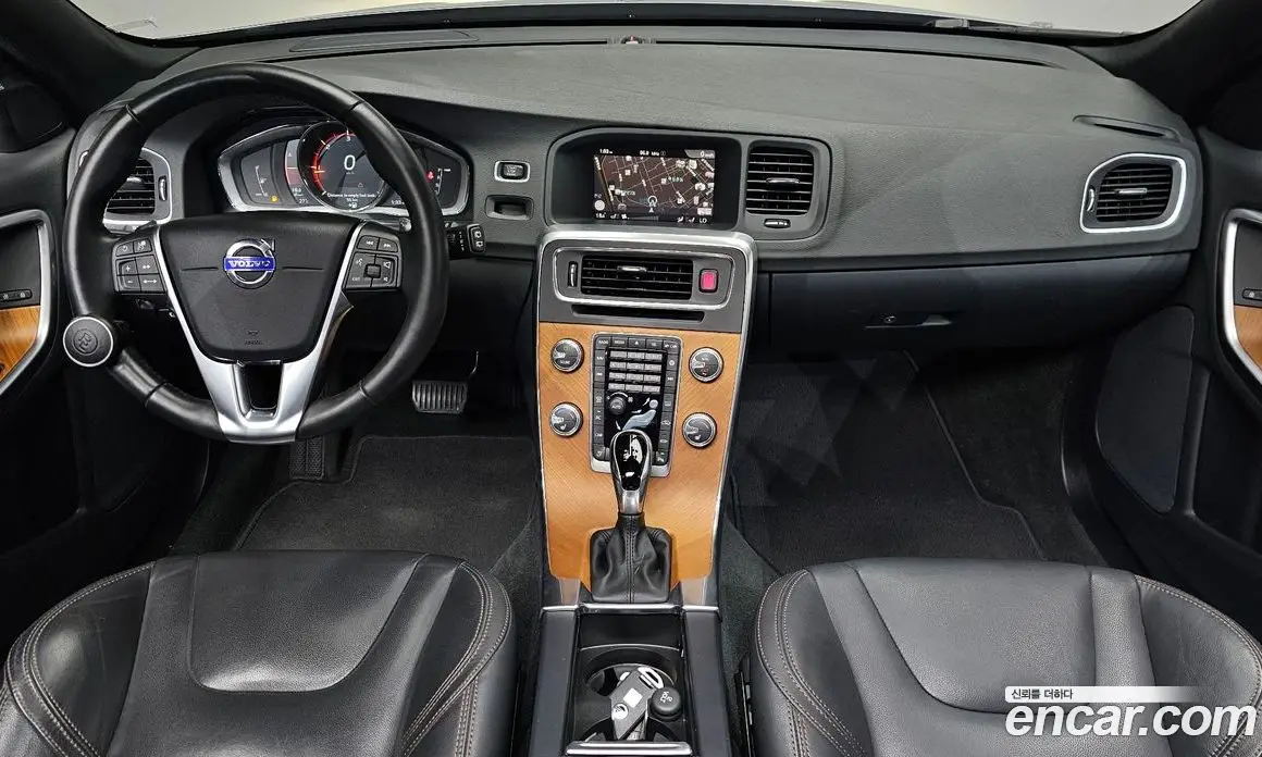 Volvo V60 2017 2.0 АКПП, фото 9