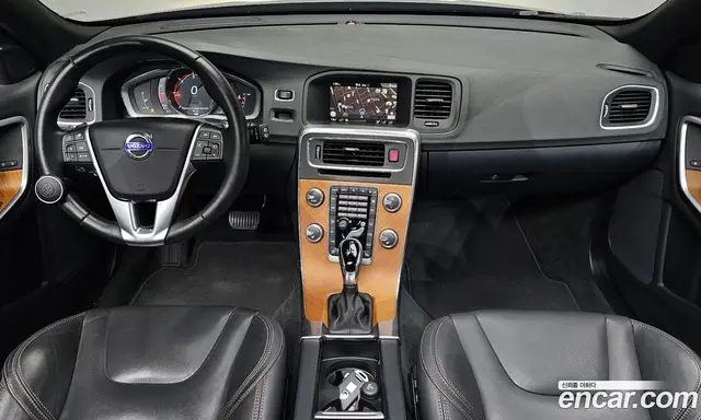 Volvo V60 2017 2.0 АКПП, миниатюра 9