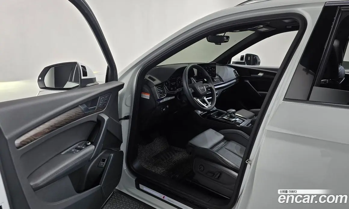 Audi Q5 2023 2.0 АКПП, фото 13