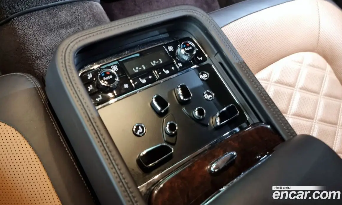 Bentley Mulsanne 2016 6.8 АКПП, фото 18