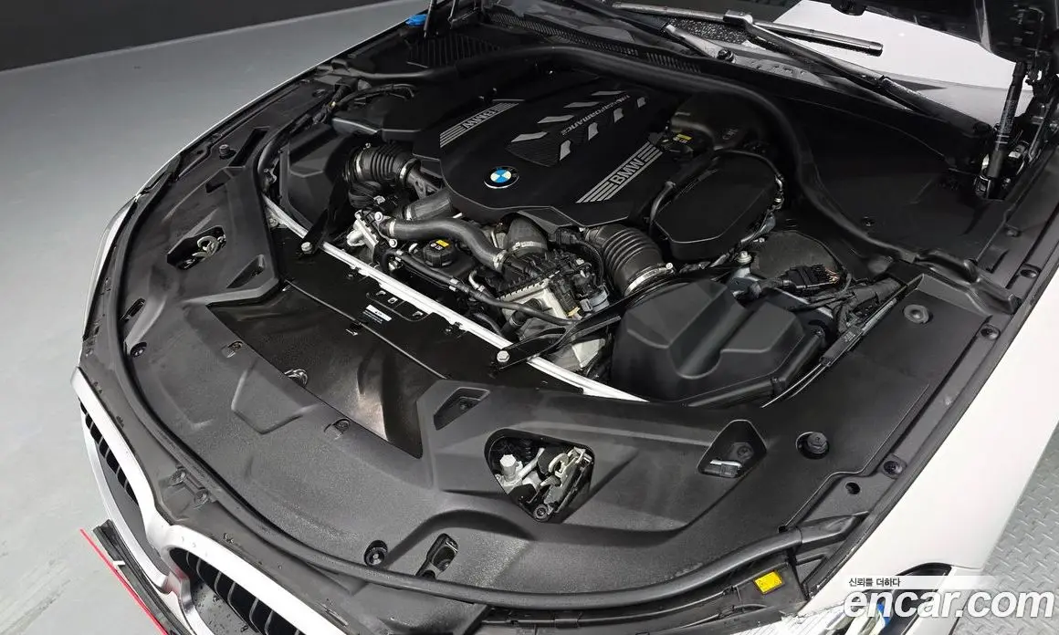 BMW 8 серия 2022 4.4 АКПП, фото 6
