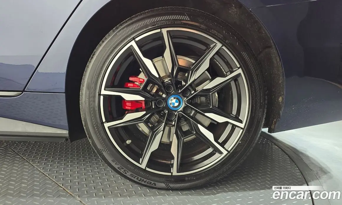 BMW i4 2022 0.2 АКПП, фото 7