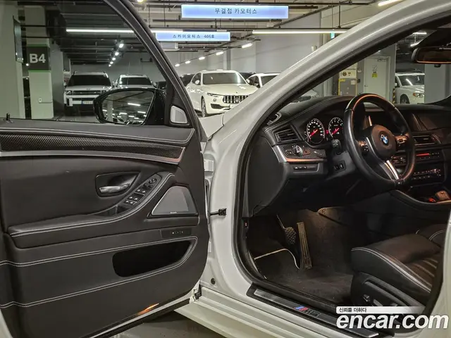 BMW M5 2016 4.4 АКПП, миниатюра 7