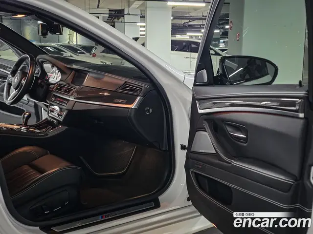 BMW M5 2016 4.4 АКПП, миниатюра 10