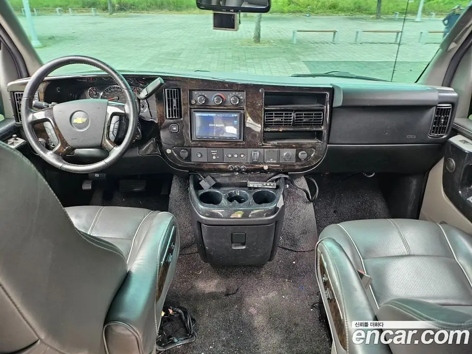 Chevrolet Express Van 2015 6.0 АКПП, фото 17