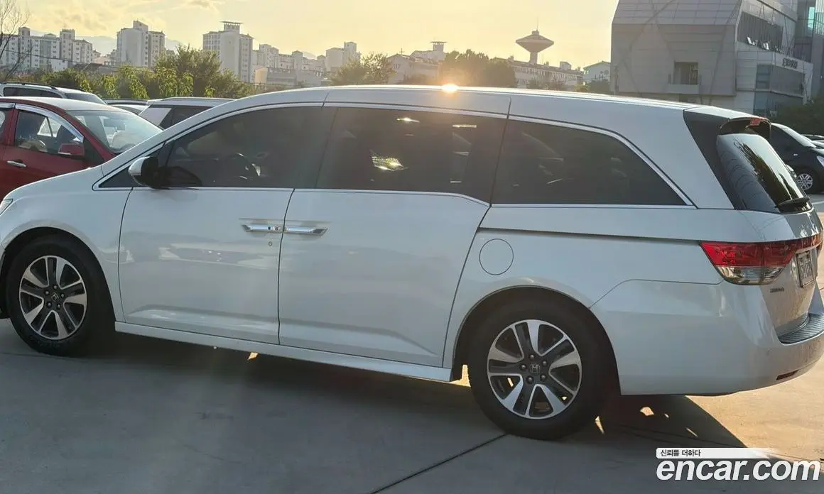 Honda Odyssey 2014 3.5 АКПП, фото 5