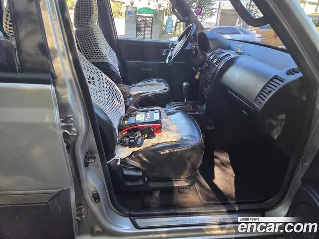 Hyundai Terracan 2003 2.5 АКПП, миниатюра 12