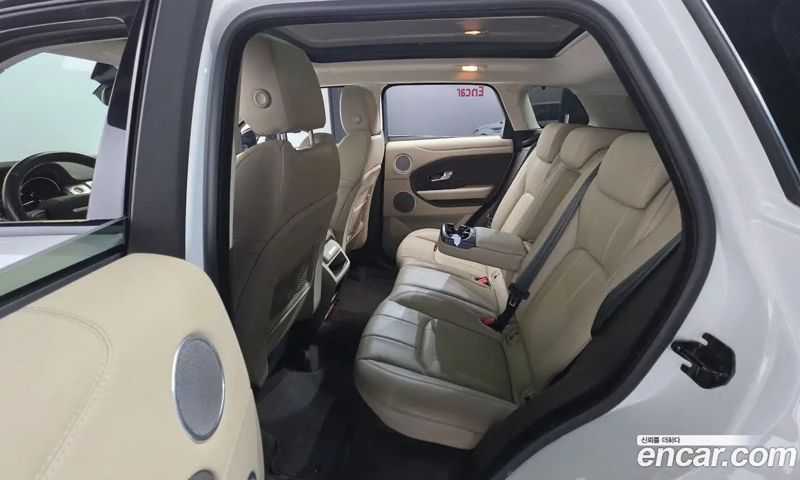 Land Rover Range Rover Evoque 2016 2.0 АКПП, фото 17
