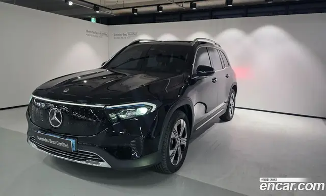 Mercedes-Benz EQB, 2025, 26 748 км