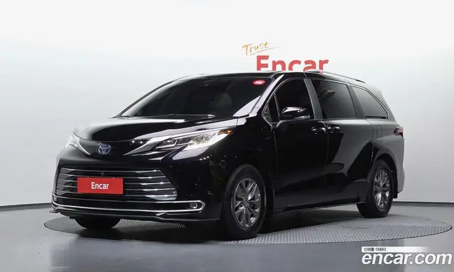 Toyota Sienna, 2023, 94 356 км